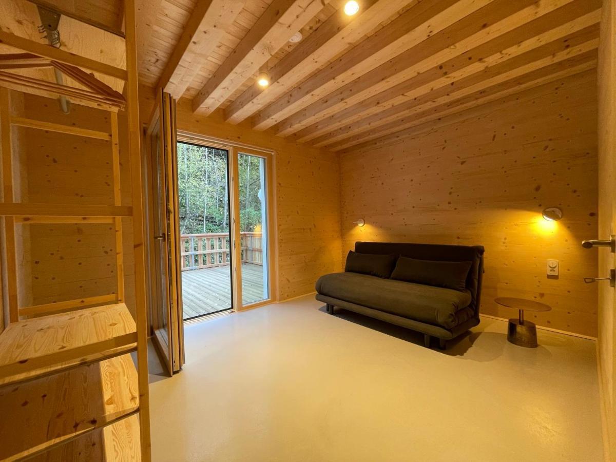 Mondholz - Urban Inn 24-7 Инсбрук Екстериор снимка