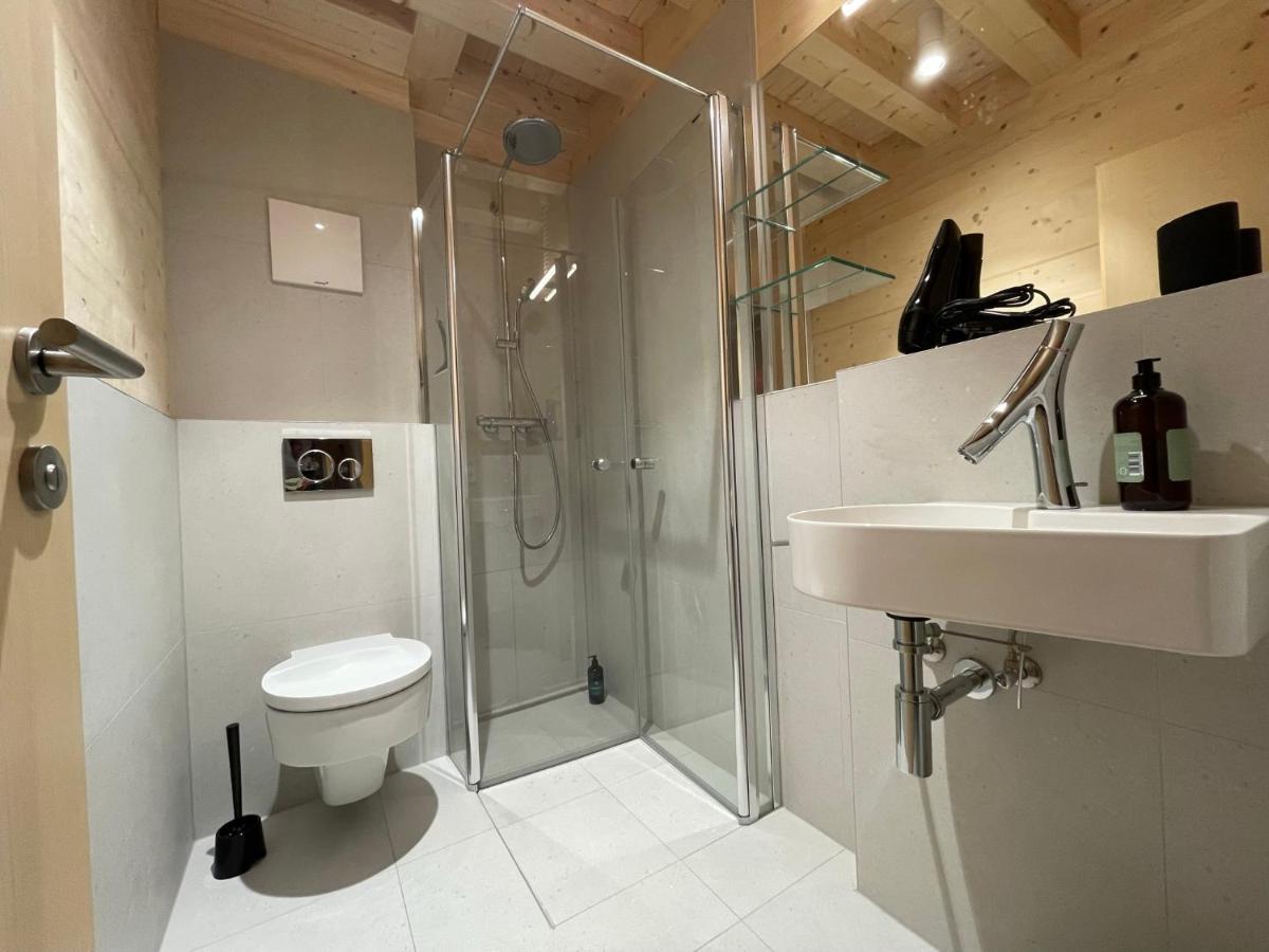 Mondholz - Urban Inn 24-7 Инсбрук Екстериор снимка